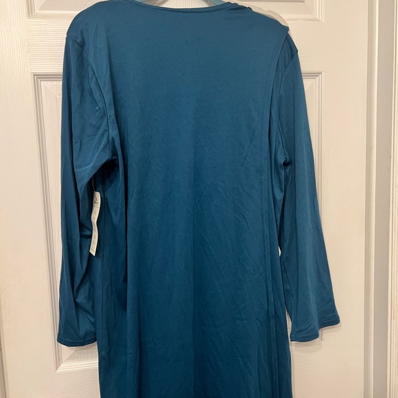 Adaptive Open Back Dress for Women with Disabilities - Picture 2 of 7